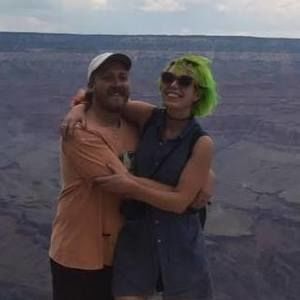 Meet your Posher, Hilary